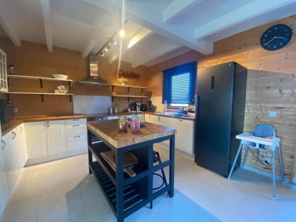 Vakantiehuis Billie's Lodge Dochamps - Keuken Vakantiehuis Billie's Lodge Dochamps - Keuken